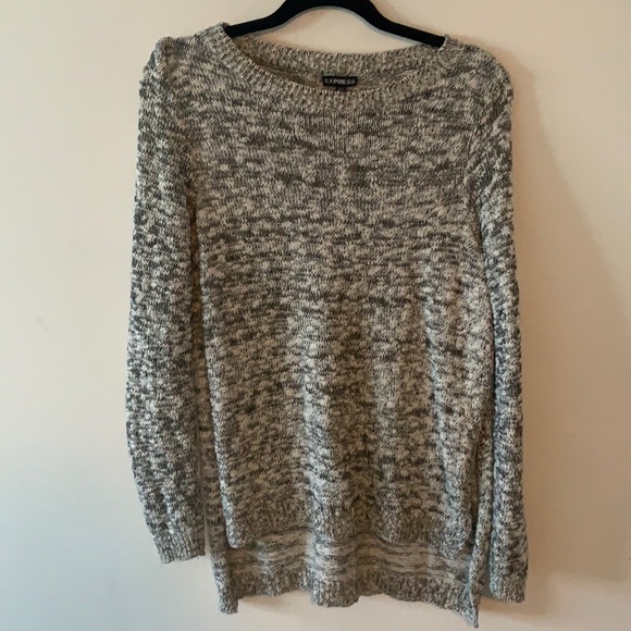 Sweater - Picture 1 of 2
